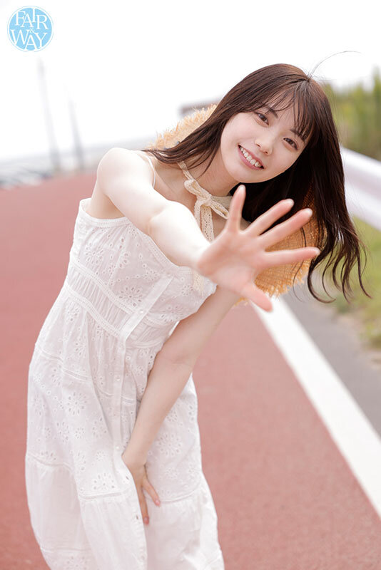 「未完成な君は、こんなにも美しい。」 石川澪 2枚目