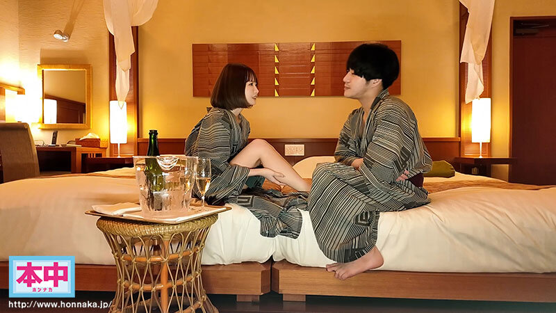 最後に楽しい思い出作ろう 長年付き合った彼氏と別れ間近に限られた時間の中で擦れるほどハメまくった愛情中出し温泉旅行 松本いちか 3枚目